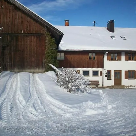 With 2 Bedrooms Hébergement de vacances