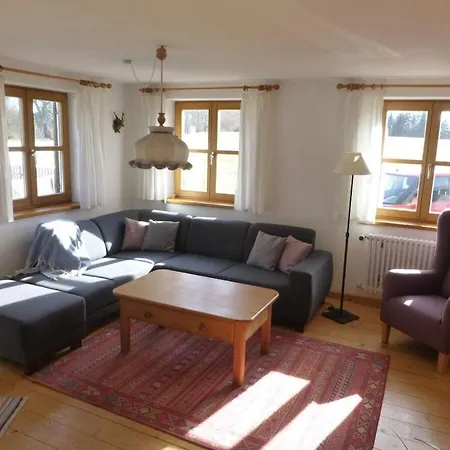 With 2 Bedrooms Hébergement de vacances