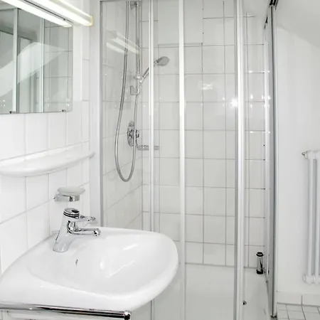 With 2 Bedrooms Hébergement de vacances