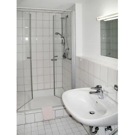 With 2 Bedrooms Hébergement de vacances