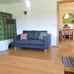 Feriehus With 2 Bedrooms