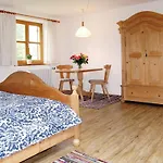 With 2 Bedrooms Feriehus
